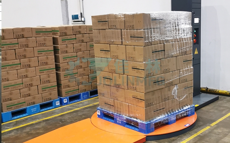 自動(dòng)拉伸膜纏繞機(jī)